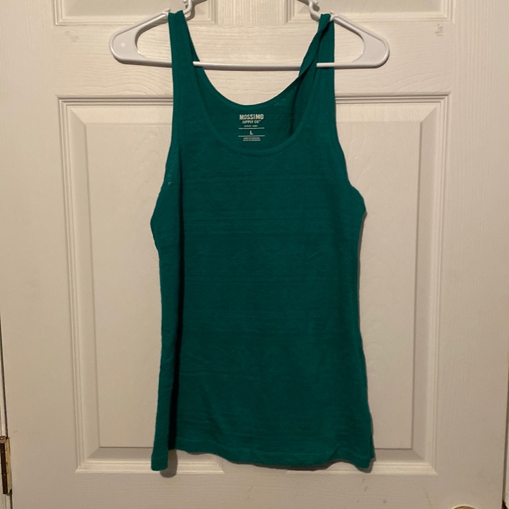Women’s Mossimo tank top like new!! Size large